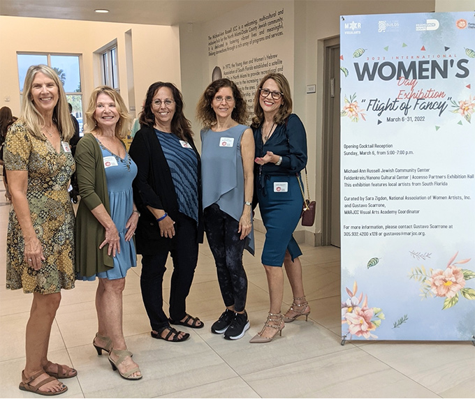 Women's Flight of Fancy