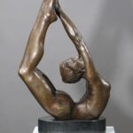 extended-pose_rt-side copy