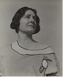 Ida O'Keefe, 1924, Gelatin silver print, National Gallery of Art, Washington, Alfred Stieglitz Collection