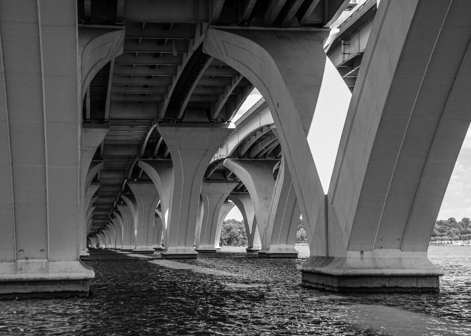 Carolyn Rogers (DC)<br><em>Underpass</em>