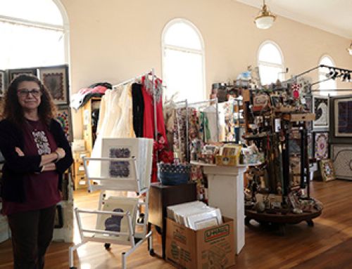 SUSAN LENZ: FROM ART FRAMER TO ART CREATOR